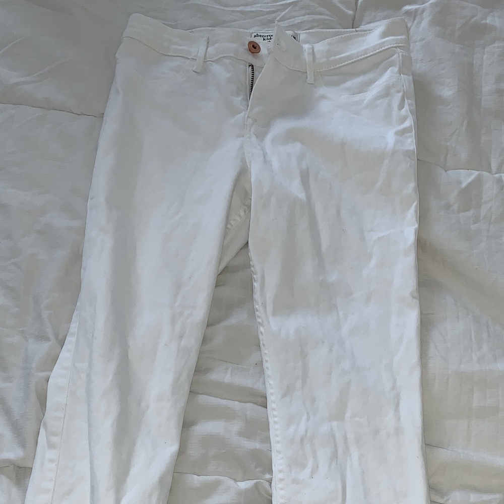 Abercrombie Kids white supper skinny jeans
